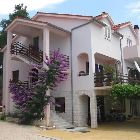 Vanda فربوسكا